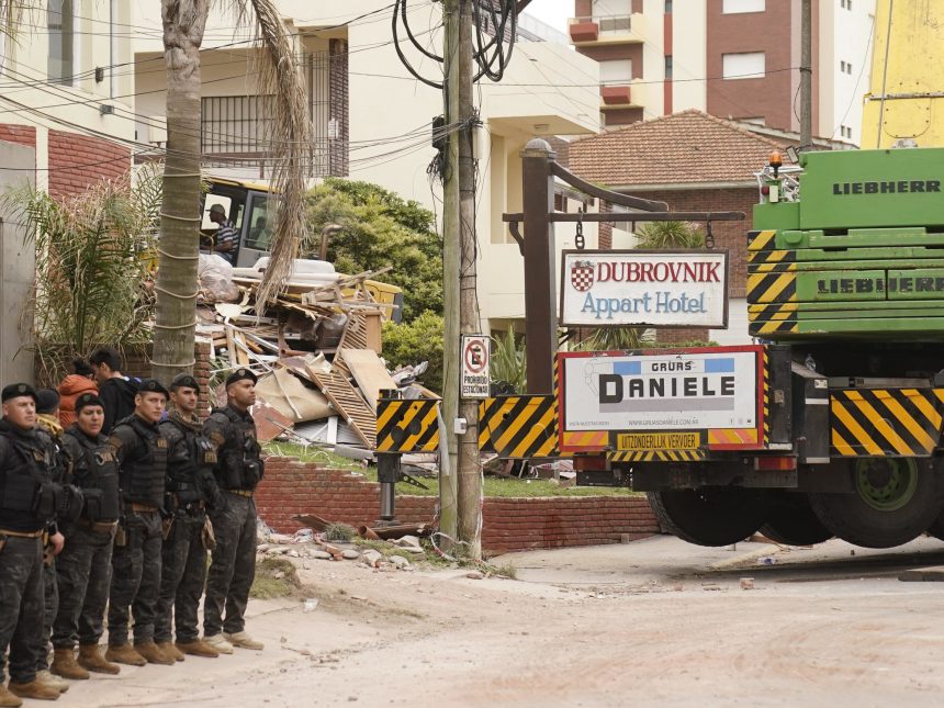 Tormenta en Buenos Aires: Lluvias complican búsqueda en Villa Gesell