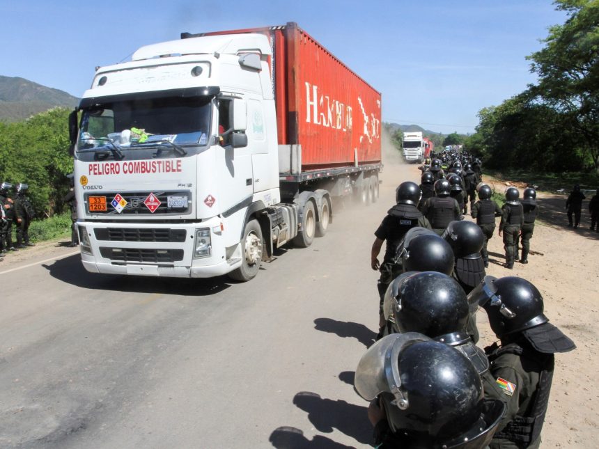 Bolivia: Fin de bloqueos tras 20 días de protestas por Evo Morales