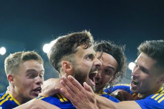 La Bombonera vibra: Boca arrasa y renueva la ilusión con Gago