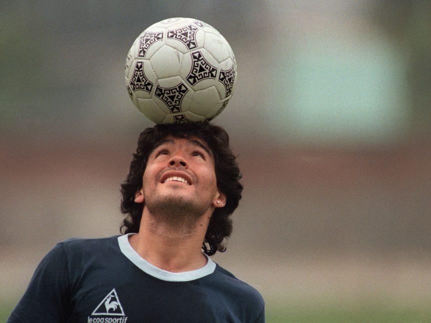 Diego Eterno: Homenajes Globales a Maradona a Cuatro Años de su Pérdida