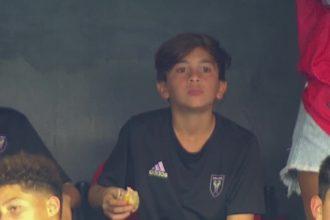 Thiago Messi celebra la victoria de Newell’s con amigos y fútbol