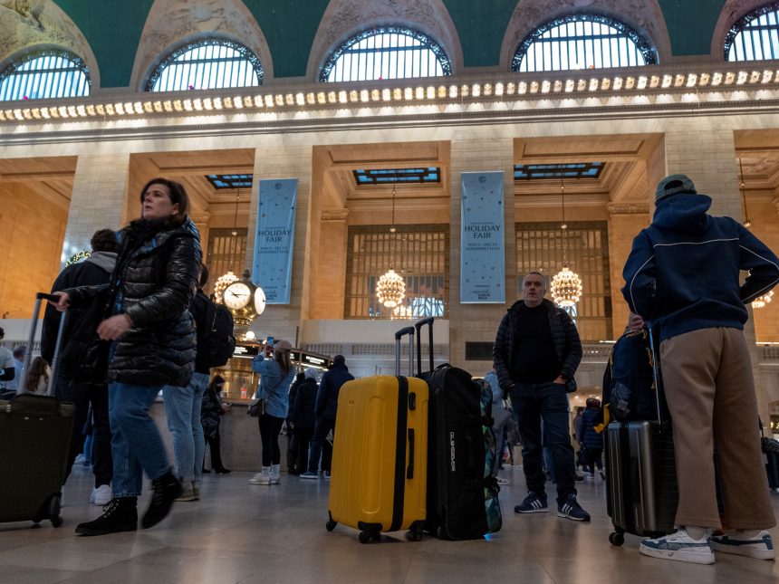 ¡Récord Histórico! 80 Millones Viajarán en Acción de Gracias 2023