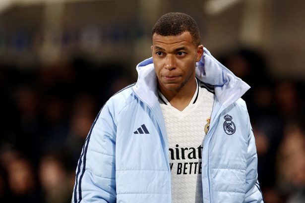 Kylian Mbappé, duda en Real Madrid por una lesión a días de la Copa Intercontinental, recibió una buena noticia desde Estocolmo