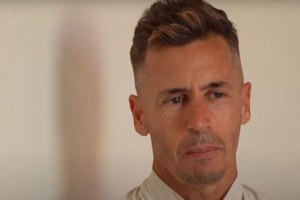 Suspendieron al piloto Leonel Pernía por un exabrupto en un streaming: «Que la CAF me chupe la…»