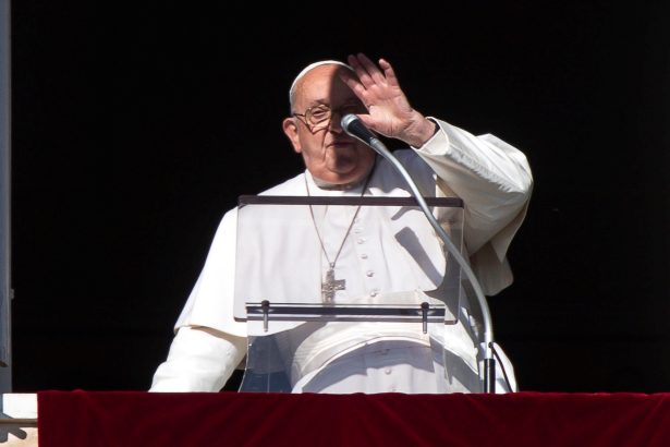 Consejos del Papa Francisco para una Mesa Familiar Conectada