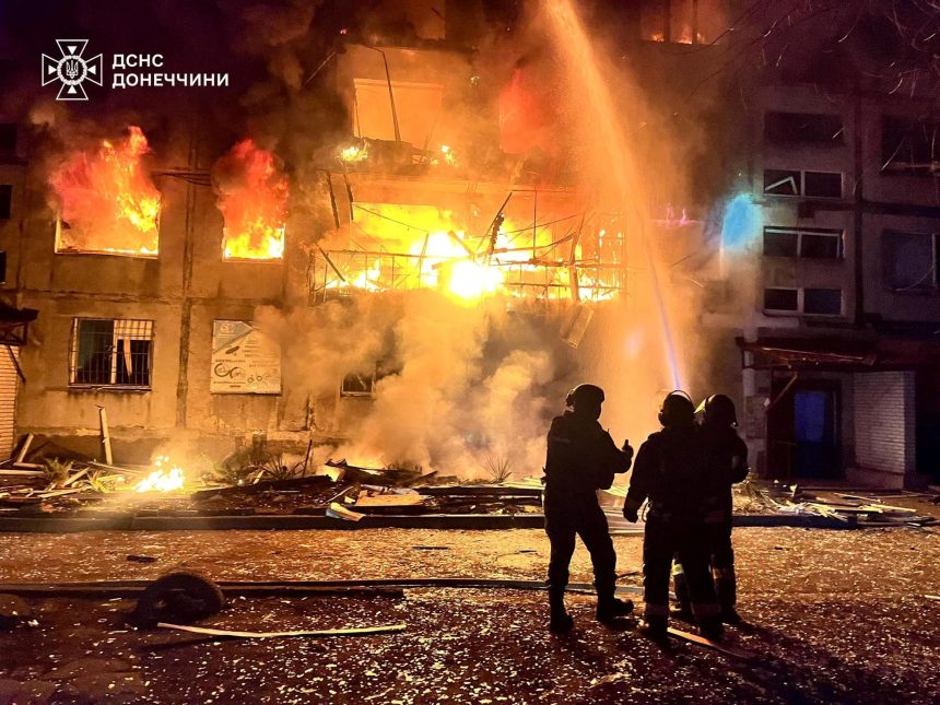 Tragedia en Ucrania: Más de 20 muertos por ataques rusos y recortes de EE. UU