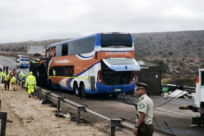 Trágico choque de colectivos en Chile: 6 muertos y muchos heridos