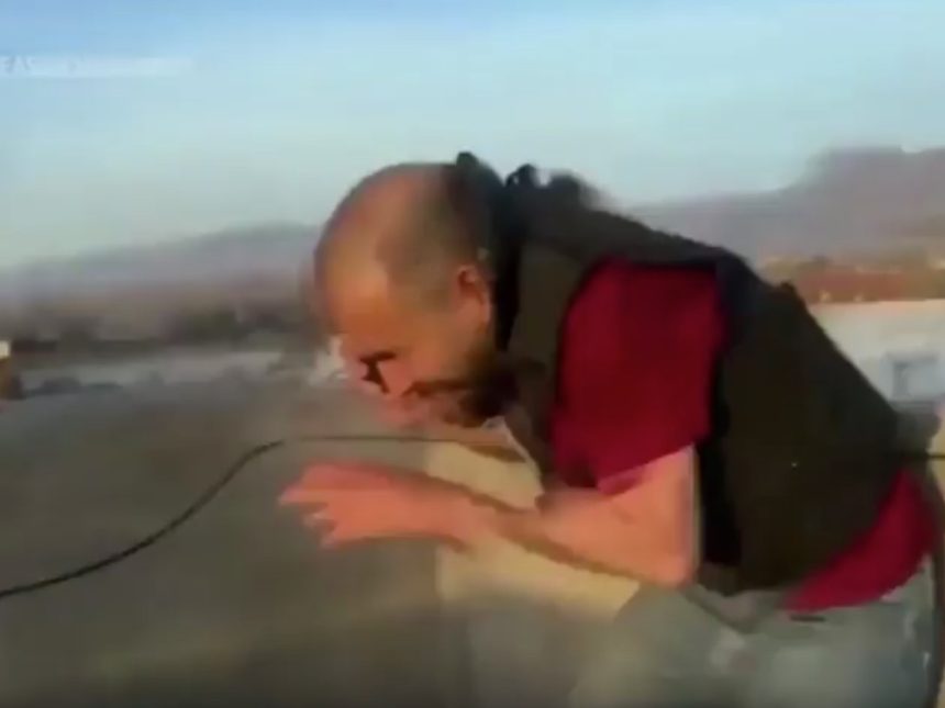 Impacto de misil de Hezbollah hiere a periodista y fotógrafo en prensa