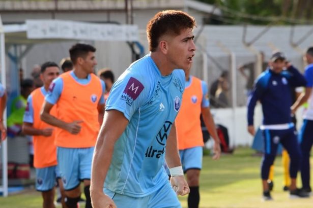 Khalil Caraballo: El goleador de Bolívar que brilla en la Copa Argentina