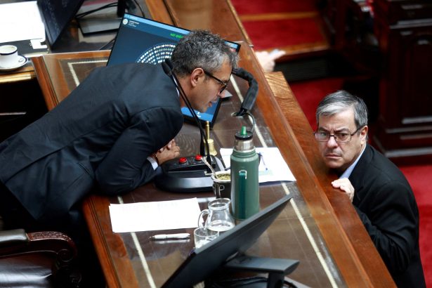 Oficialismo busca reformar reglamento de Diputados tras escándalos