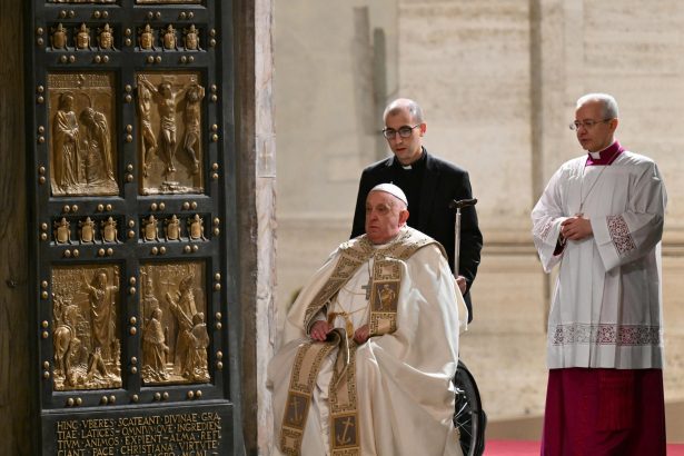El Papa Francisco recibe el alta médica tras 37 días en el hospital