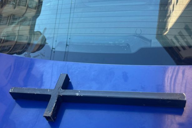 Detenido por agredir a mujer con cruz: el ladrón de la corona