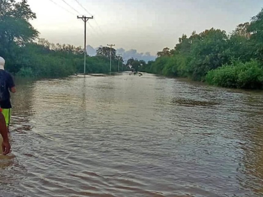 Inundaciones en Chaco Salteño: Poblaciones Aisladas y Urgente Ayuda