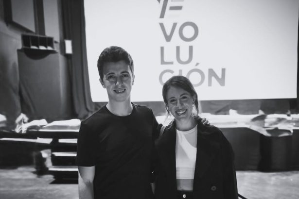 Elecciones porteñas: el inesperado novio de la actriz de Patito Feo