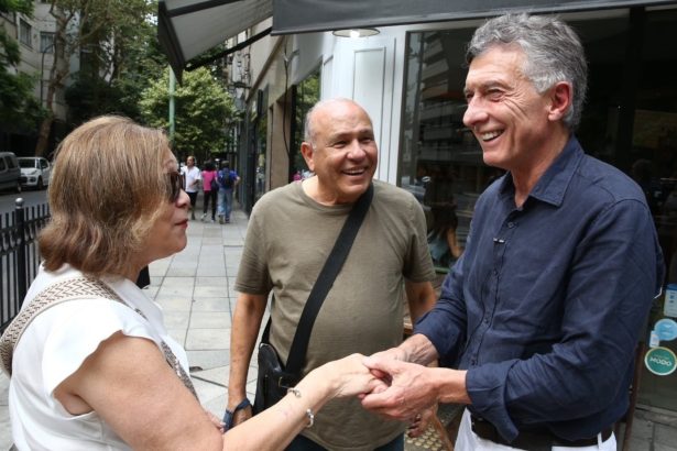 PRO se Reinventa: Austeridad y Escucha ante Macri, LLA y K