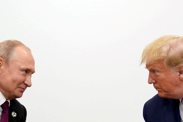 Trump furioso con Putin: amenaza con nuevos aranceles al petróleo ruso