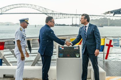 EE.UU. advierte: China, una amenaza para el Canal de Panamá