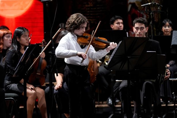 Orquesta Aeropuertos Argentina: 10 años de talento en el Colón
