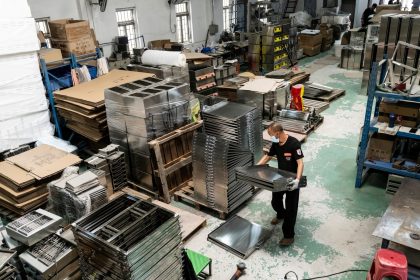 Cómo las fábricas chinas enfrentan los aranceles de Trump