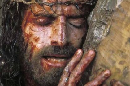 Descubre las Mejores Películas y Series para Semana Santa 2025