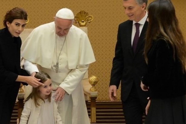 Emotivo adiós de Macri al Papa: Recuerdos entrañables con Antonia
