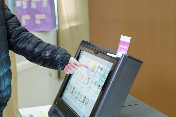 Justicia da un giro: boletas electrónicas con orden aleatorio para Larreta