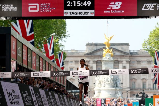Récord Mundial: Assefa brilla en Maratón de Londres Femenino