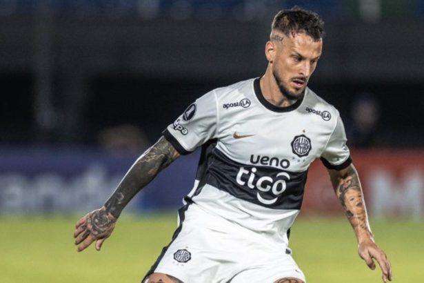 Darío Benedetto: Internado en Paraguay por Dengue, ¿Qué Sucedió?