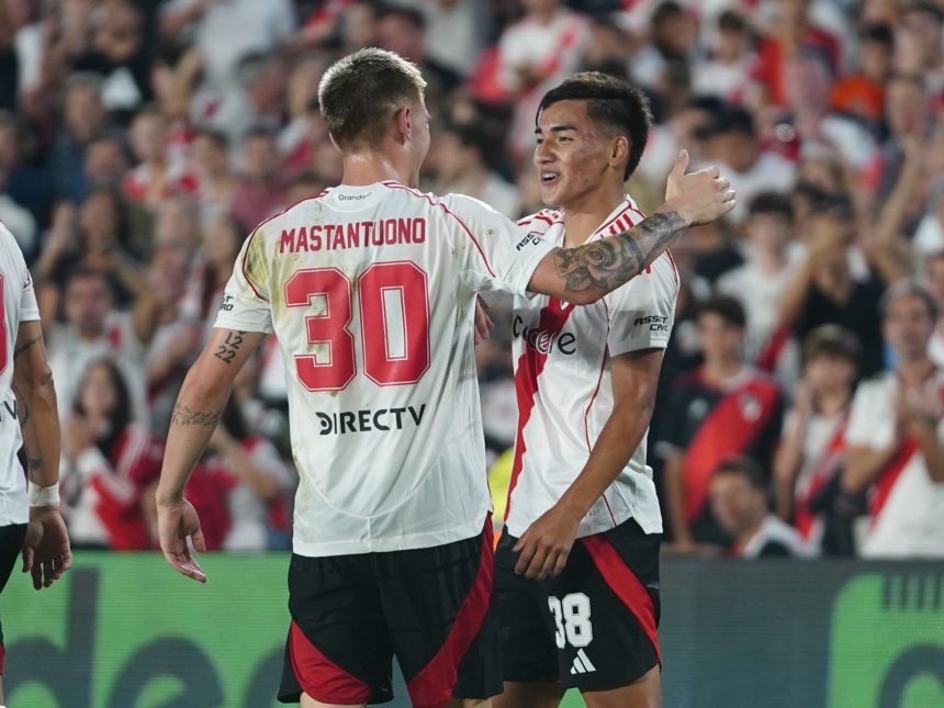 Miércoles de Fútbol: Debut de River, Clásico Atlético vs Barça y Más