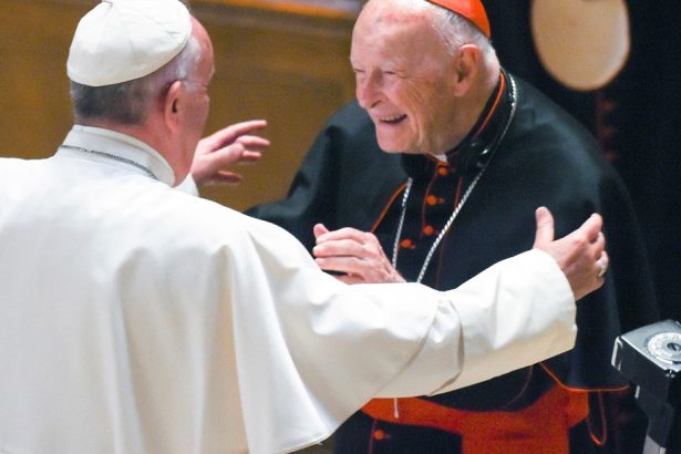 Fallece Theodore McCarrick, excardenal acusado de abusos a 94 años