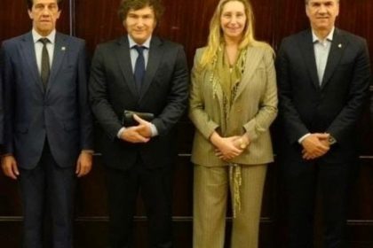 Cinco Elecciones Clave: El Gobierno Enfrenta un Mes Decisivo