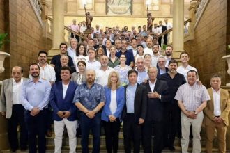 Reelecciones Indefinidas: ¿El Fin de Más de la Mitad de Intendentes?