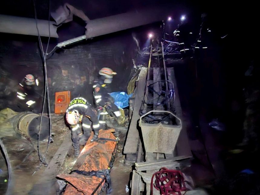 Tragedia en Perú: Encuentran sin vida a 13 mineros secuestrados