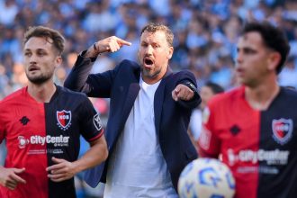Ogro Fabbiani sancionado: ¿Qué hizo el DT de Newell’s?