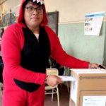 Super Domingo Electoral: Votaciones en Pijama y Momentos Inolvidables
