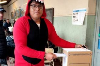 Super Domingo Electoral: Votaciones en Pijama y Momentos Inolvidables