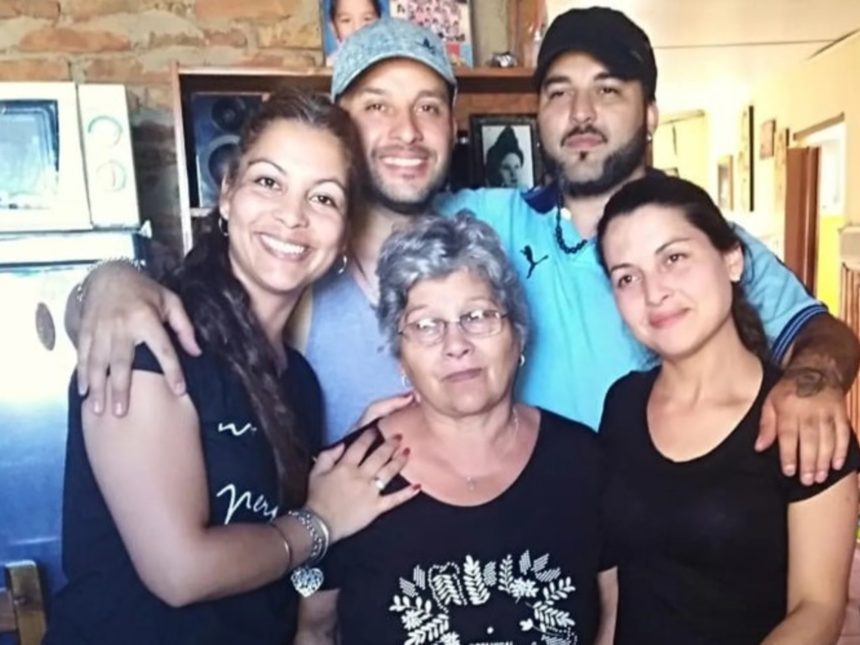 Familia de La Toretto clama justicia: ‘Ella en casa, mi hermano en el cementerio