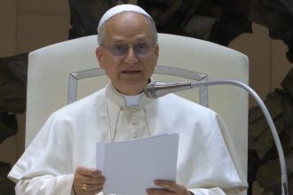 El Papa León XIV insta a líderes mundiales a negociar y cesar el fuego