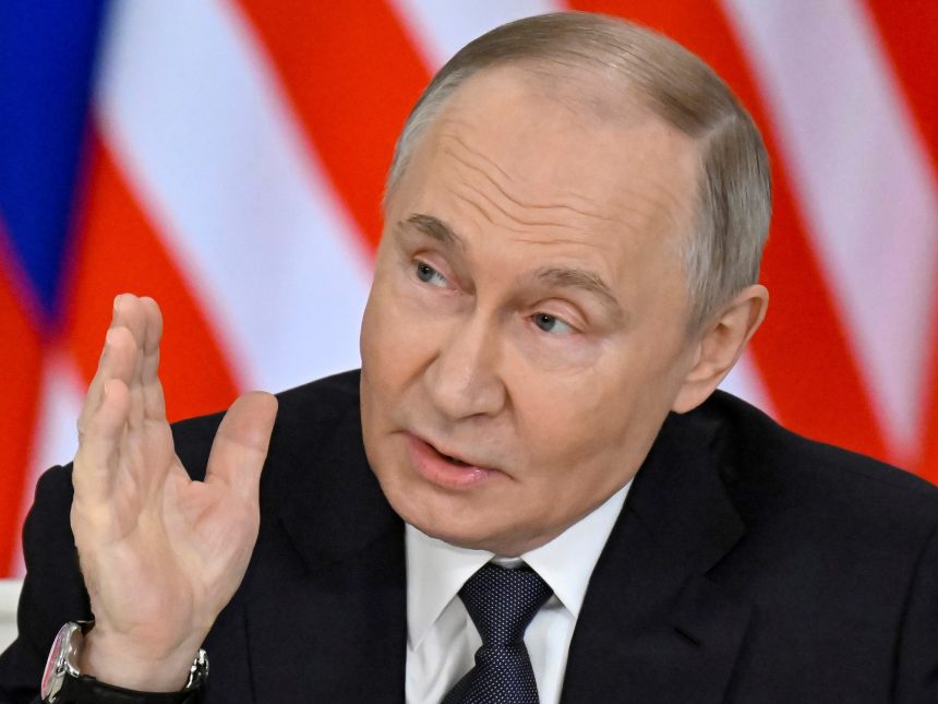 Putin se ausenta en negociaciones clave con Ucrania en Estambul