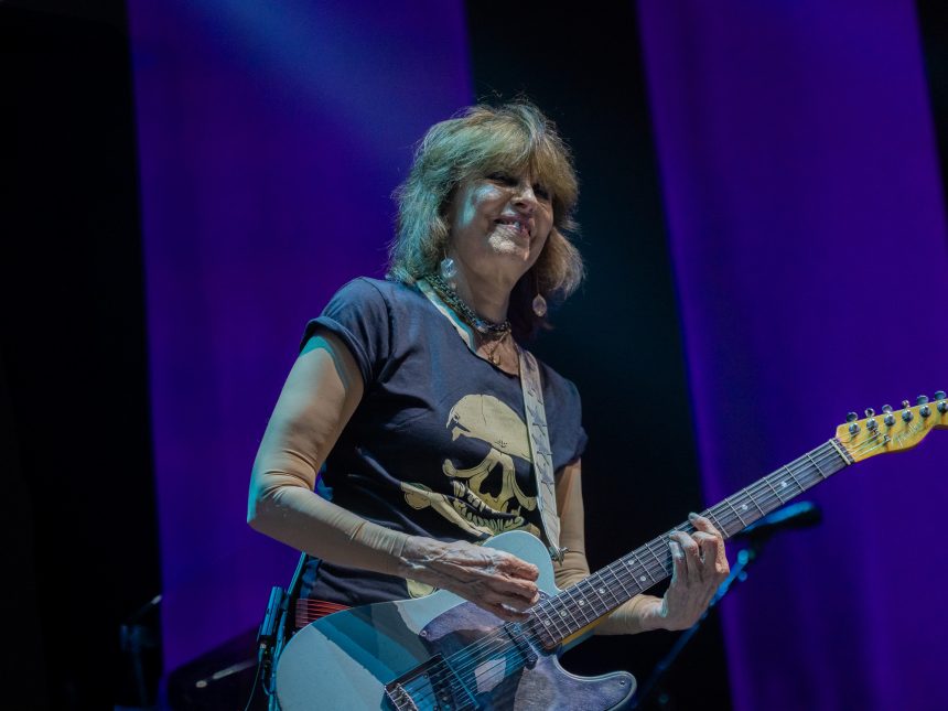 Chrissie Hynde brilla con Pretenders: un estilo al estilo Keith Richards