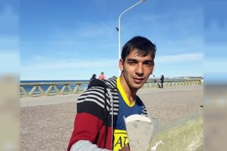 Ropa ensangrentada y allanamientos: nuevo giro en caso de joven desaparecido en Chubut