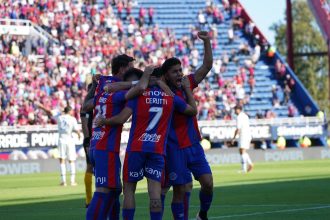 San Lorenzo se aferra a la épica de Russo ante Argentinos Juniors