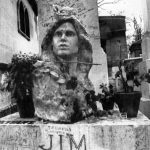Descubren el busto robado de Jim Morrison casi 40 años después