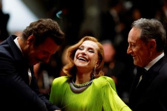 Cannes 2025: Isabelle Huppert, la mujer más rica y polémica del mundo