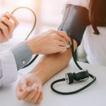 Nuevo estándar de presión arterial: Previene infartos y ACV