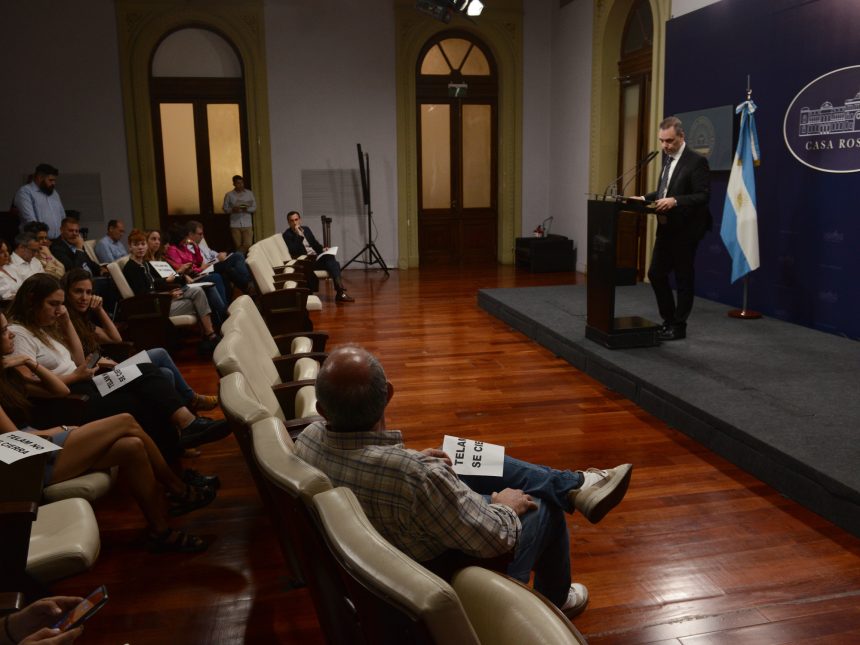 Milei Revoluciona la Cobertura Periodística en la Casa Rosada