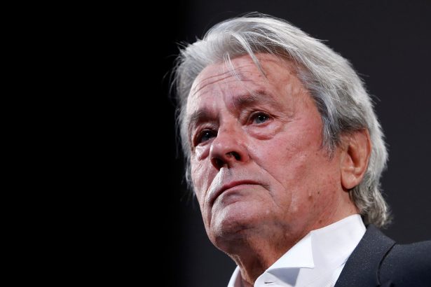 El legado oculto de Alain Delon: un testamento que desata conflictos