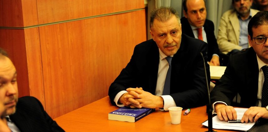 K. Cristóbal López asume el control de C5N, Radio 10 y Ámbito