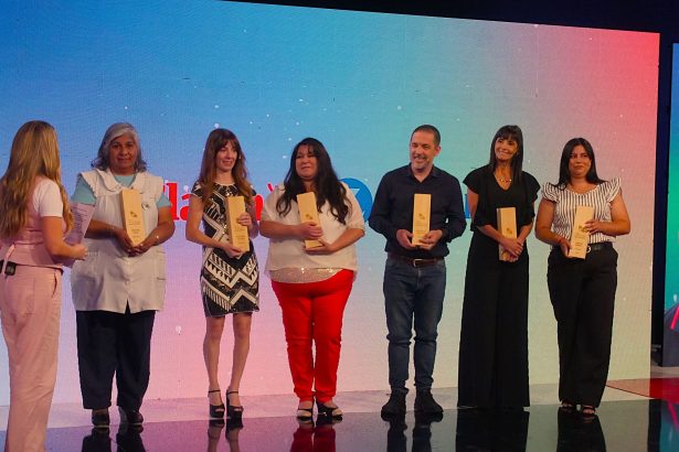 ¡Inspira y Gana! Llega la Quinta Edición del Premio Docentes