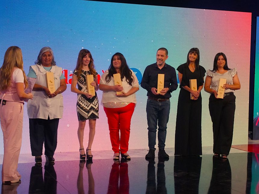¡Inspira y Gana! Llega la Quinta Edición del Premio Docentes